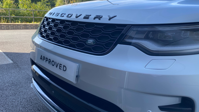 Land Rover Discovery 3.0 D300 R-Dynamic HSE 5dr Auto Diesel Station Wagon